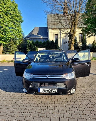 Mitsubishi Outlander cena 59990 przebieg: 212750, rok produkcji 2014 z Chęciny małe 254